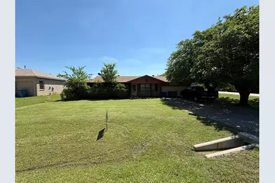 300 Linda Street, Roanoke, TX 76262 - Photo 1
