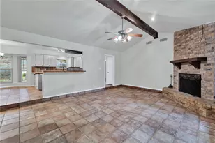 1104 Woodridge Dr, Azle, TX 76020 - Photo 7