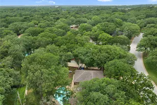 1104 Woodridge Dr, Azle, TX 76020 - Photo 35