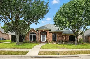 6605 Oxford Ln, The Colony, TX 75056 - Photo 1