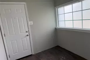 801 Wayne St, Dallas, TX 75223 - Photo 13