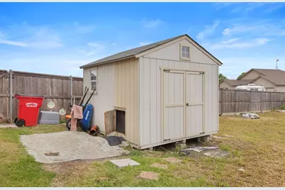 300 Delatorre Street, Trenton, TX 75490 - Photo 29