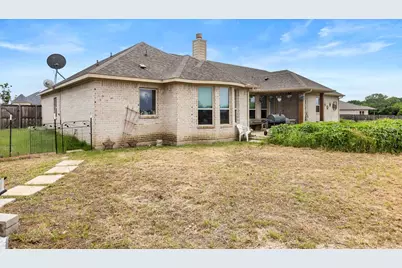 300 Delatorre Street, Trenton, TX 75490 - Photo 31