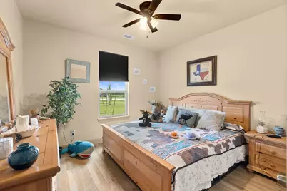 300 Delatorre Street, Trenton, TX 75490 - Photo 19