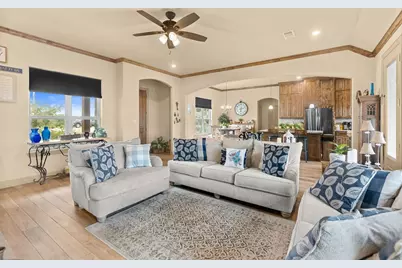 300 Delatorre Street, Trenton, TX 75490 - Photo 5