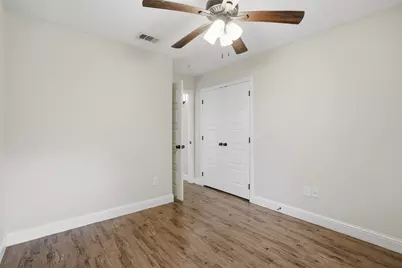921 W Day Street, Denison, TX 75020 - Photo 19