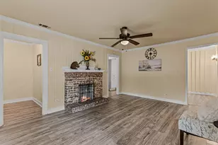 915 N Virginia St, Terrell, TX 75160 - Photo 9
