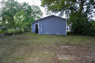 1406 Galloway Ave, Dallas, TX 75216 - Photo 15