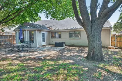 4317 Winchester Court, Grand Prairie, TX 75052 - Photo 35