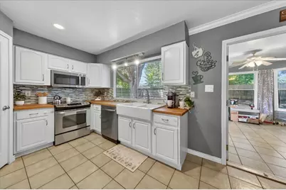 4317 Winchester Court, Grand Prairie, TX 75052 - Photo 7