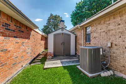 2713 Laurel Oaks Drive, Garland, TX 75044 - Photo 31