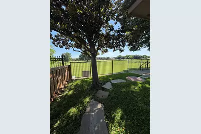 2713 Laurel Oaks Drive, Garland, TX 75044 - Photo 11