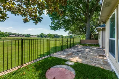 2713 Laurel Oaks Drive, Garland, TX 75044 - Photo 5