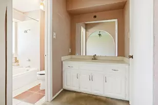 2205 Phoenix Dr, Garland, TX 75040 - Photo 17