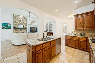 11618 Frontier Dr, Frisco, TX 75033 - Photo 13