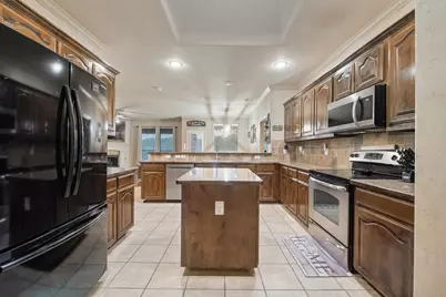 12732 Breckenridge Court, Fort Worth, TX 76177 - Photo 11