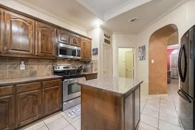 12732 Breckenridge Court, Fort Worth, TX 76177 - Photo 9
