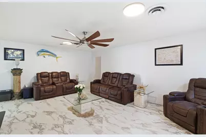 1001 NW 11th Street, Mineral Wells, TX 76067 - Photo 13