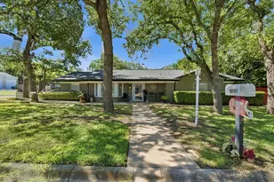 1001 NW 11th St, Mineral Wells, TX 76067 - Photo 1