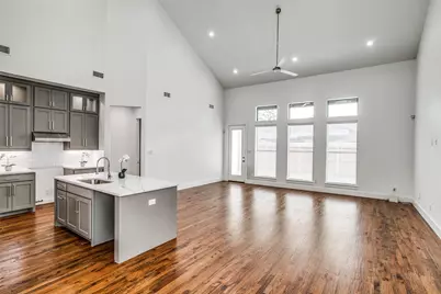 2042 Bickers Street, Dallas, TX 75212 - Photo 7