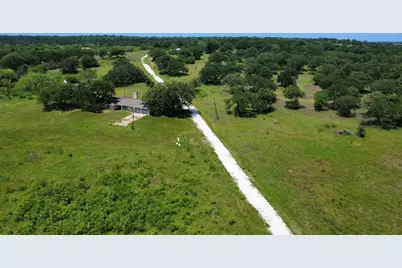 2041 Fm933, Aquilla, TX 76622 - Photo 9