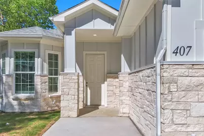 407 Henderson Street, Bonham, TX 75418 - Photo 23