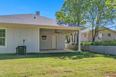 407 Henderson Street, Bonham, TX 75418 - Photo 25