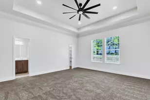 407 Henderson St, Bonham, TX 75418 - Photo 15