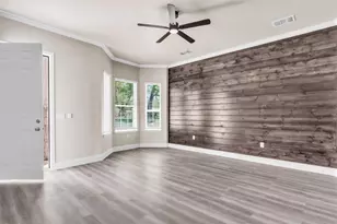 407 Henderson St, Bonham, TX 75418 - Photo 1
