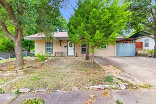 918 Garden Dr, Garland, TX 75040 - Photo 5