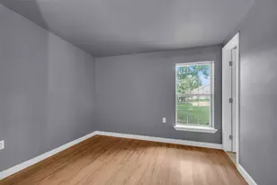 918 Garden Dr, Garland, TX 75040 - Photo 17