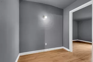 918 Garden Dr, Garland, TX 75040 - Photo 19