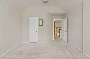 6707 Forest Park Dr, Arlington, TX 76001 - Photo 23