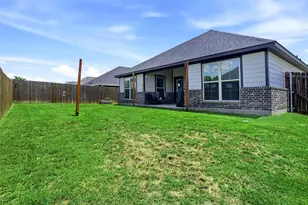 214 Clover Cir, Weatherford, TX 76086 - Photo 15