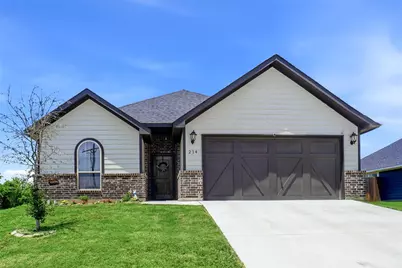 214 Clover Circle, Weatherford, TX 76086 - Photo 1