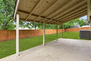 5736 Judie Ct, Haltom City, TX 76148 - Photo 5