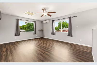 5736 Judie Court, Haltom City, TX 76148 - Photo 11