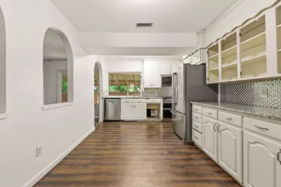 5736 Judie Court, Haltom City, TX 76148 - Photo 9