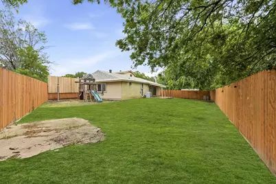 5736 Judie Court, Haltom City, TX 76148 - Photo 7