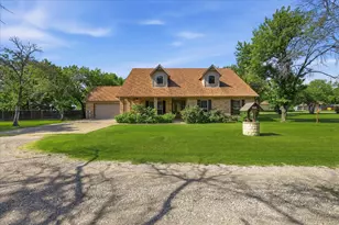 108 S Walnut St, Roanoke, TX 76262 - Photo 1