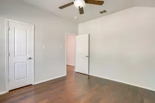 377 Coral Vine Ln, Burleson, TX 76028 - Photo 9