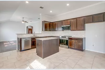 377 Coral Vine Lane, Burleson, TX 76028 - Photo 19
