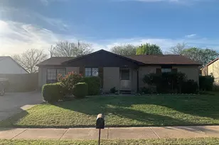 5921 Maiden Ln, Fort Worth, TX 76131 - Photo 1