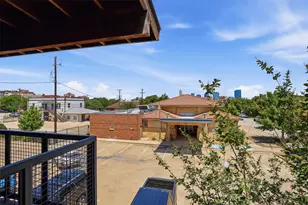 928 Lipscomb St, Fort Worth, TX 76104 - Photo 13