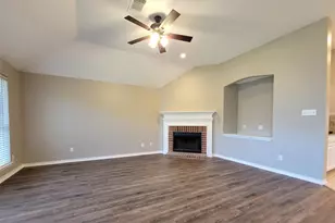 1604 Knoll Ridge Cir, Corinth, TX 76210 - Photo 23