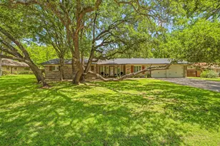 1309 Cliff Dr, Graham, TX 76450 - Photo 27