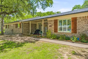 1309 Cliff Dr, Graham, TX 76450 - Photo 1