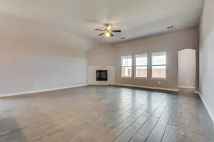 1004 Churchill Dr, Princeton, TX 75407 - Photo 5