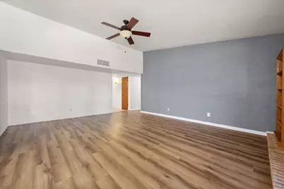 7009 Forestview Drive, Arlington, TX 76016 - Photo 7