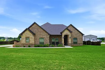 1027 Hope Court, Boyd, TX 76023 - Photo 3